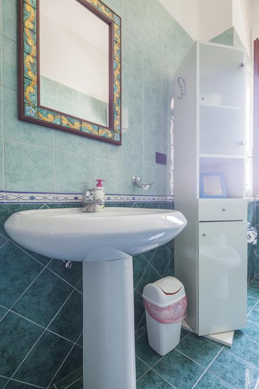 B&B La Contessa Salerno Luaran gambar